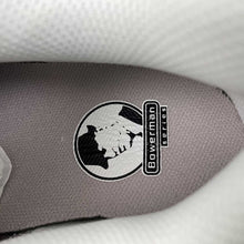 Cargar imagen en el visor de la galería, Zoom Vomero 5 Vast Grey Metallic Silver FV6417-001