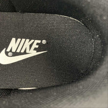 Cargar imagen en el visor de la galería, SB Dunk Low Twist Panda White Black DZ2794-001