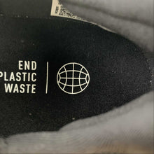 Cargar imagen en el visor de la galería, Adidas UltraBoost Light Cloud White Core Black HQ6340