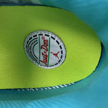 Cargar imagen en el visor de la galería, Air Jordan Legacy 312 Low White Lake Green Lemon Yellow CD7069-103