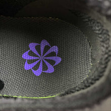 Cargar imagen en el visor de la galería, Air Max Scorpion FK Black Purple DR0888-001