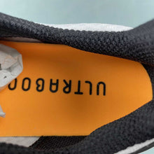 Cargar imagen en el visor de la galería, Adidas Ultraboost Light C.RDY Dash Gray Silver Metallic Shadow Violet IE1678