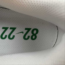 Cargar imagen en el visor de la galería, Air Force 1 Low Sail Malachite White Gold Metallic DQ7658-101