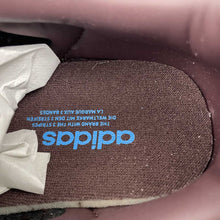 Cargar imagen en el visor de la galería, Adidas Samba OG Shadow Brown Sky Rush Dark Brown JI2733