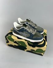 Cargar imagen en el visor de la galería, BAPE Sk8 STA Army Green Dark Blue