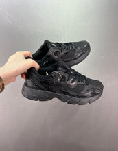 Cargar imagen en el visor de la galería, Adidas Astir Black GZ4341