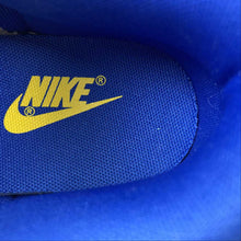 Cargar imagen en el visor de la galería, SB Dunk Low UCLA Blue Jay University Gold White DD1391-402