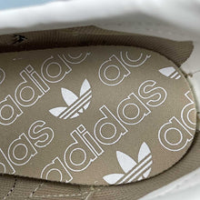 Cargar imagen en el visor de la galería, Adidas SL 72 OG Magic Beige Dark Brown Wonder Quartz KK3661