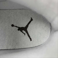 Cargar imagen en el visor de la galería, Air Jordan 3 Retro Mocha White Chrome Dark Mocha 136064-122