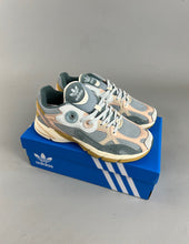 Cargar imagen en el visor de la galería, Adidas Astir “Blue Tint Magic Grey” GZ4339
