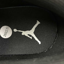 Cargar imagen en el visor de la galería, Air Jordan 1 Low Triple Black 553558-093