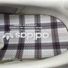 Cargar imagen en el visor de la galería, Adidas Samba OG Alumina Medium Dark Khaki Gum JR0893