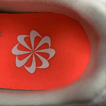 Cargar imagen en el visor de la galería, Air Max 2021 Light Bone White Flash Crimson Black DH5103-002