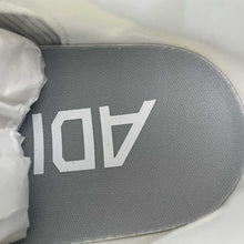 Cargar imagen en el visor de la galería, Adizero Boston 13 Cloud White Matte Silver Dash Grey JS4948