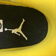 Cargar imagen en el visor de la galería, Air Jordan 11 Retro Low White Tour Yellow Sail Snakeskin AH7860-107