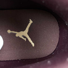 Cargar imagen en el visor de la galería, Air Jordan 1 Low Shadow Brown Sail Brown Kelp DC0774-200