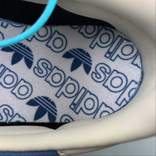 Cargar imagen en el visor de la galería, Adidas Handball Spezial Core Blue Cream White Crystal White IG6194