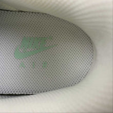 Cargar imagen en el visor de la galería, Air Force 1 07 Low Beige Moon 315122 707