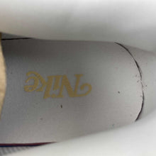 Cargar imagen en el visor de la galería, Air Force 1 07 Low Be The One White Gray Pink HM3694-011