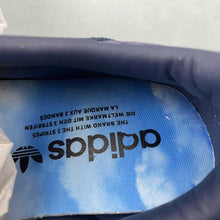 Cargar imagen en el visor de la galería, Adidas Samba OG Alwayth College Navy IH5186