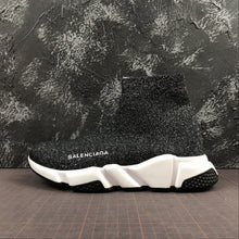 Cargar imagen en el visor de la galería, Balenciaga Triple Speed Negras