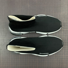 Cargar imagen en el visor de la galería, Balenciaga Triple Speed Classic