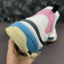 Cargar imagen en el visor de la galería, Balenciaga Triple S Blanco-Rosa