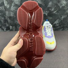 Cargar imagen en el visor de la galería, Balenciaga Triple S Rojas-Amarillas