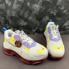 Cargar imagen en el visor de la galería, Balenciaga Triple S Rojas-Amarillas