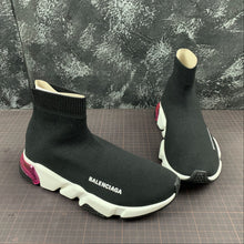 Cargar imagen en el visor de la galería, Balenciaga Triple Speed Negro-Rosa