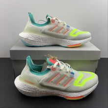 Cargar imagen en el visor de la galería, Adidas UltraBoost 22 Whitin Turbo Minrus