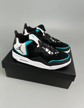 Cargar imagen en el visor de la galería, Jordan Courtside 23 Black Green White AR1002-003