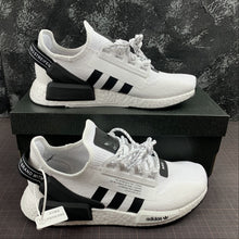Cargar imagen en el visor de la galería, Adidas NMD R1 V2 Cloud White Core Black Cloud White