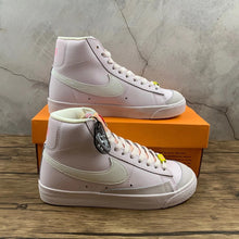 Cargar imagen en el visor de la galería, Blazer Mid 77 Digital Pink CZ0376-500