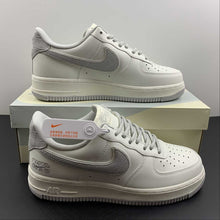Cargar imagen en el visor de la galería, Air Force 1 07 “NYC” Beige Grey