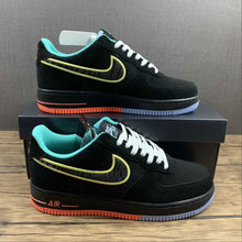 Cargar imagen en el visor de la galería, Air Force 1 07 LV8 “Peace and Unity” Black Hyper Crimson DM9051-001