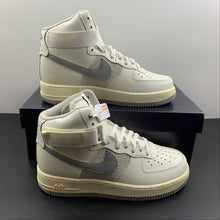 Cargar imagen en el visor de la galería, Air Force 1 High 07 LV8 Sail Medium Grey-Light Bone