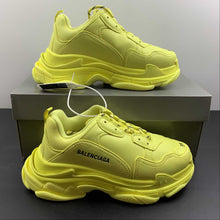 Cargar imagen en el visor de la galería, Balenciaga Tripe S Yellow