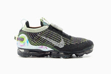 Cargar imagen en el visor de la galería, Air VaporMax 2020 FK Black White Barely Volt Atomic Pink CT1933-001