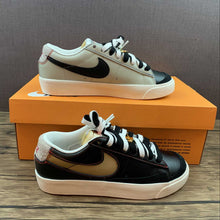 Cargar imagen en el visor de la galería, Blazer Low 77 PRM Black Grey