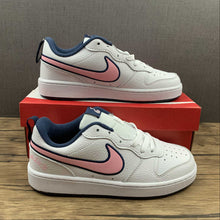 Cargar imagen en el visor de la galería, Court Borough Low 2 SE White Pink Glaze-Midnight Navy DB3090-100