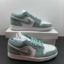 Cargar imagen en el visor de la galería, Air Jordan 1 Low White Grey Green DN3705-301