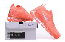 Cargar imagen en el visor de la galería, Air VaporMax Flyknit 2.0 Orange 942843-800