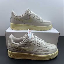Cargar imagen en el visor de la galería, Air Force 1 07 QS White Yellow Black