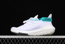 Cargar imagen en el visor de la galería, Adidas UltraBoost 21 Core White FY0379