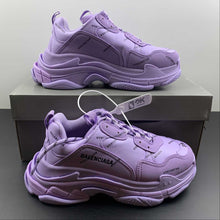 Cargar imagen en el visor de la galería, Balenciaga Tripe S Purple