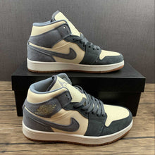 Cargar imagen en el visor de la galería, Air Jordan 1 Mid SE Coconut Milk Coconut Milk (2021) DN4281-100