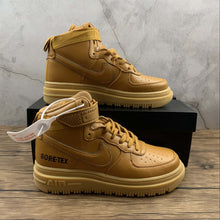 Cargar imagen en el visor de la galería, Air Force 1 GORE-TEX BOOT Flax Flax-Wheat-Gum Light Brown CT2815-200