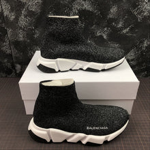 Cargar imagen en el visor de la galería, Balenciaga Triple Speed Negras
