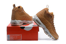 Cargar imagen en el visor de la galería, Air Max 95 Sneakerboot Brown White 806809-201